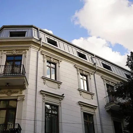 Marvellous Attic Studio In The Old Town Bucharest Exterior photo